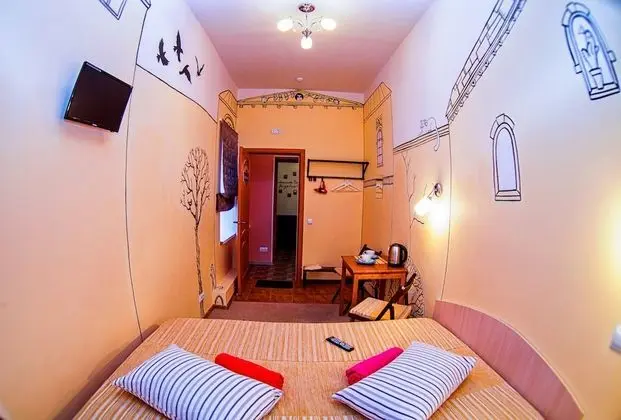 Standard Tek Büyük veya İki Ayrı Yataklı Oda, Ortak Banyo