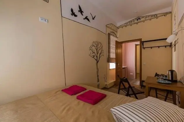 Standard Tek Büyük veya İki Ayrı Yataklı Oda, Ortak Banyo