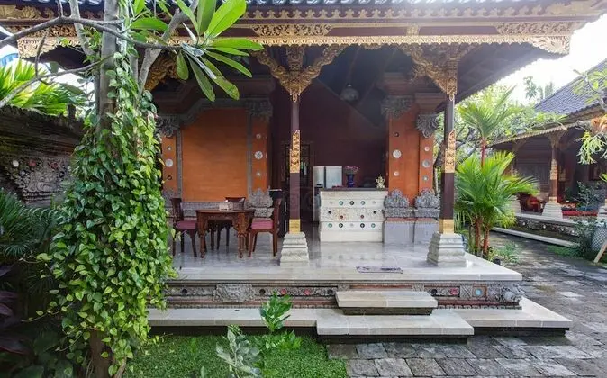 Puri Taman Sukawati Room