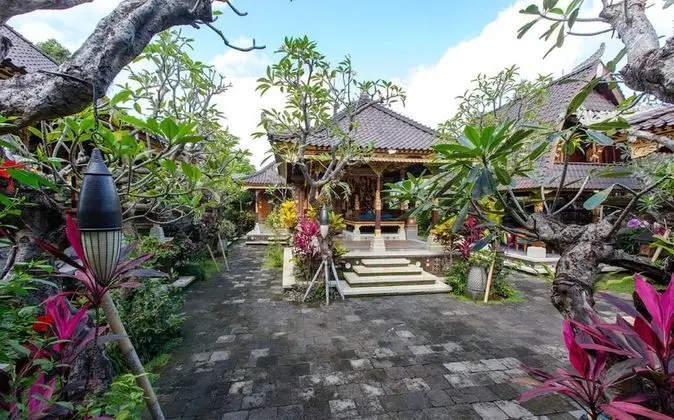 Puri Taman Sukawati Room