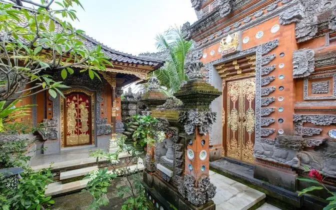 Puri Taman Sukawati Room