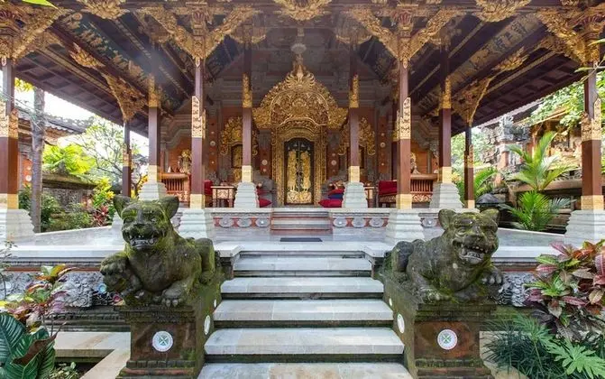 Puri Taman Sukawati Room