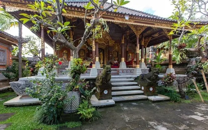 Puri Taman Sukawati Room