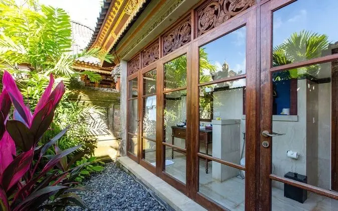 Puri Taman Sukawati Room