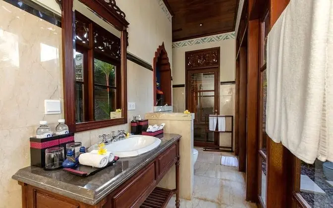 Puri Taman Sukawati Room