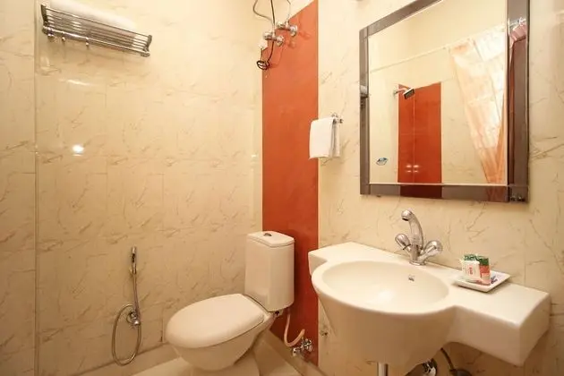 Standard Tek Büyük veya İki Ayrı Yataklı Oda, 1 Çift Kişilik Yatak, Özel Banyo