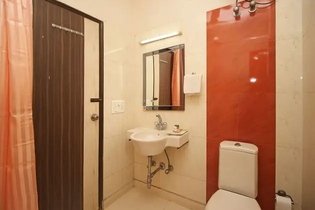 Standard Tek Büyük veya İki Ayrı Yataklı Oda, 1 Çift Kişilik Yatak, Özel Banyo