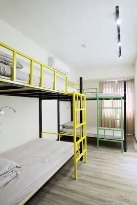 Ortak Ranzalı Oda, Karma Ranzalı Oda
