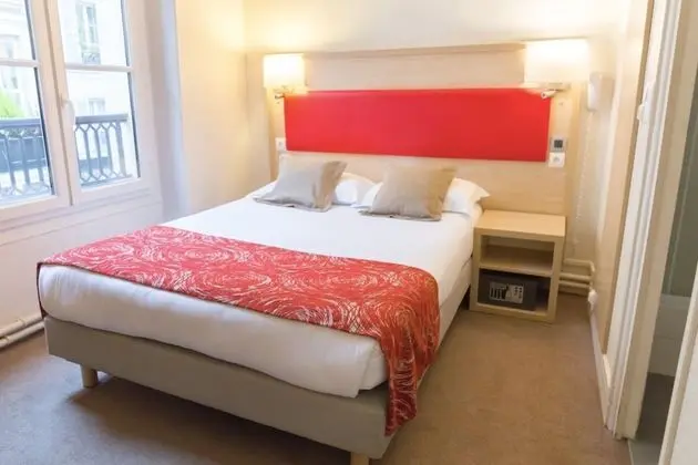 Classic Tek Büyük Yataklı Oda