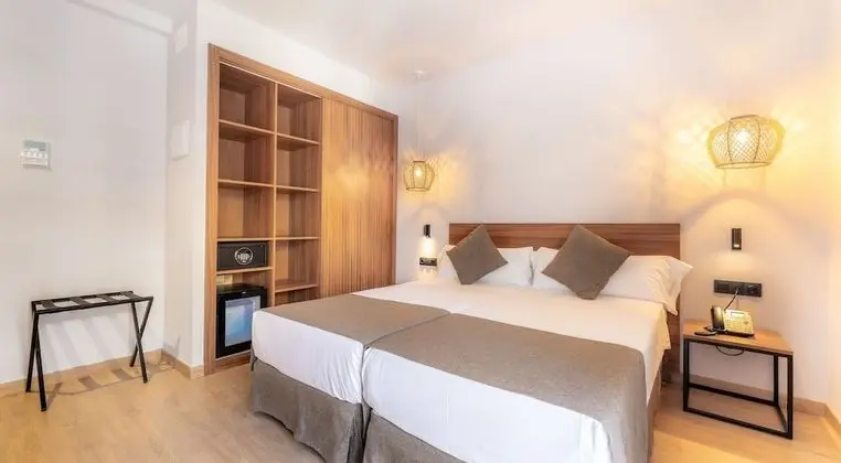 Standard Tek Büyük Yataklı Oda, Balkon
