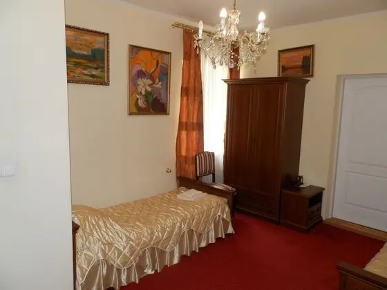 Dört Kişilik Oda (Number 202)