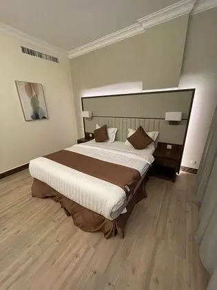 One Bedroom Apartment