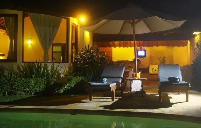 Basic Villa, 1 Yatak Odası, Kişiye Özel Havuzlu, Havuz Manzaralı (1 Bedroom Pool Villa)