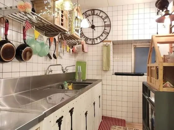 Ortak Ranzalı Oda, Sadece kadınlar için