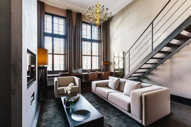 Luxury Suite, Canal View