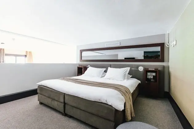 Luxury Suite, Canal View