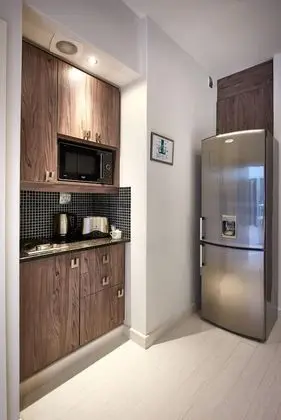 Standard Oda, 1 Çift Kişilik Yatak, Küçük Mutfak