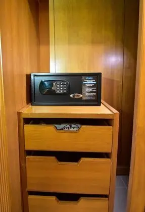 Grand Deluxe