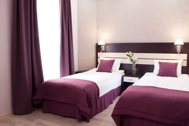 Comfort Tek Büyük veya İki Ayrı Yataklı Oda