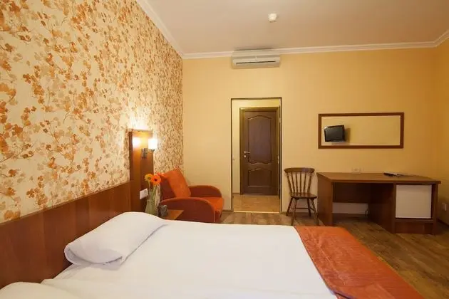 Comfort Tek Büyük veya İki Ayrı Yataklı Oda