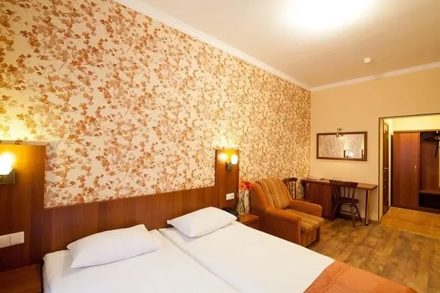 Comfort Tek Büyük veya İki Ayrı Yataklı Oda