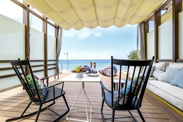 Süit, Deniz Manzaralı (King with Outdoor Jetted tub)