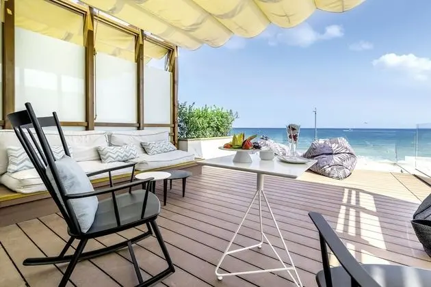 Süit, Deniz Manzaralı (King with Outdoor Jetted tub)