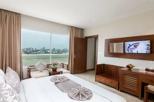 Premier Oda, 1 En Büyük (King) Boy Yatak, Balkon