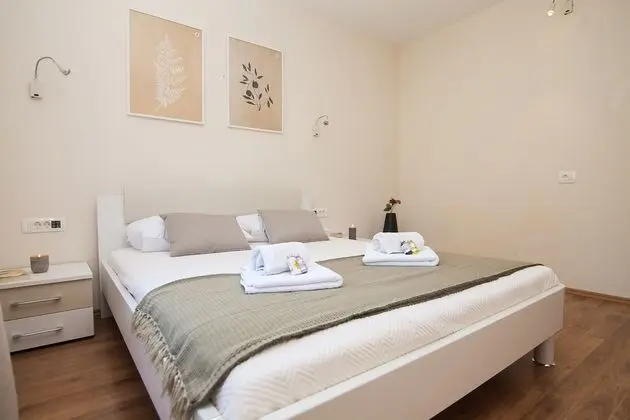 Deluxe Apart Daire, Deniz Manzaralı