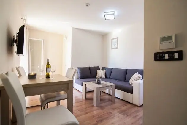 Deluxe Apart Daire, Deniz Manzaralı