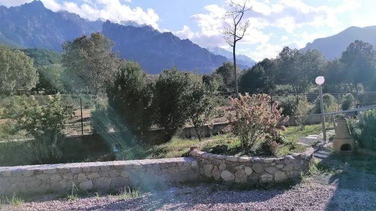 Superior Ev, 3 Yatak Odası, Dağ Manzaralı