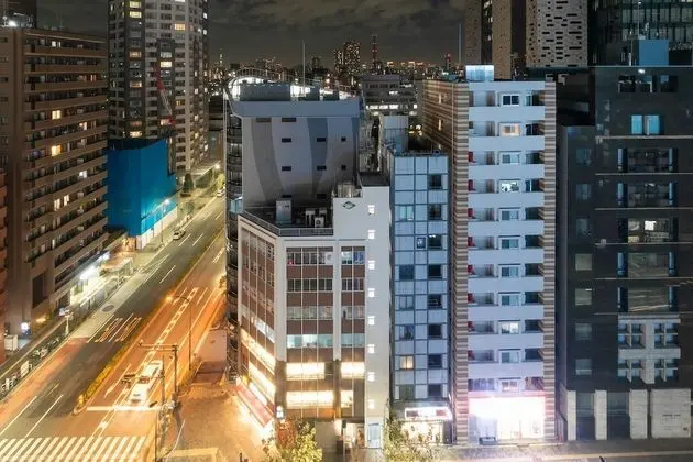 Tek Büyük Yataklı Oda, Sigara İçilebilir
