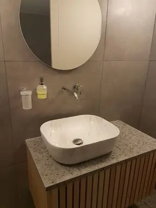 Tek Büyük veya İki Ayrı Yataklı Oda, Deniz Manzaralı