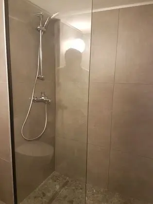 Tek Büyük veya İki Ayrı Yataklı Oda, Deniz Manzaralı