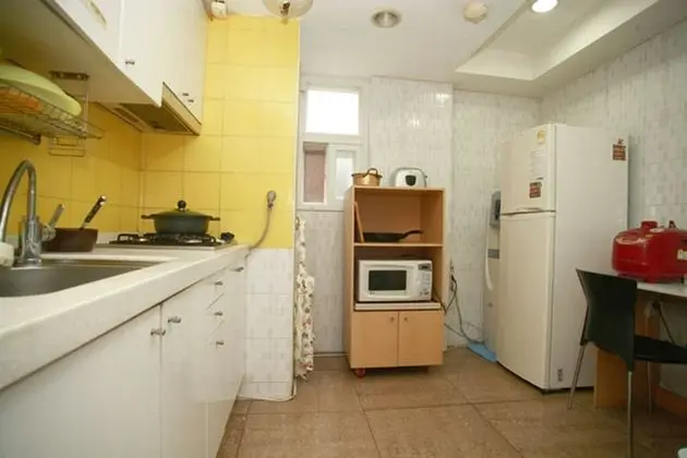 Tek Kişilik Oda, Ortak Banyo (Private shower)