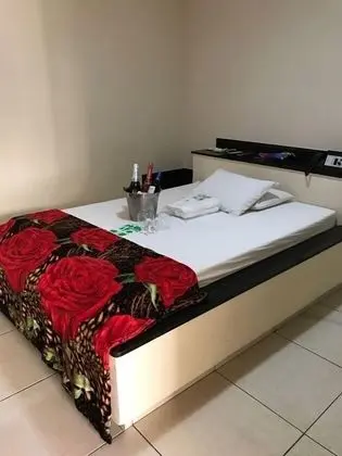 Classic Tek Büyük Yataklı Oda