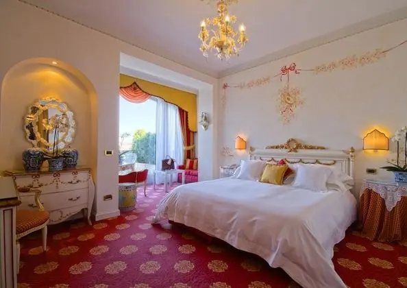 Deluxe Tek Büyük veya İki Ayrı Yataklı Oda, Ek Bina