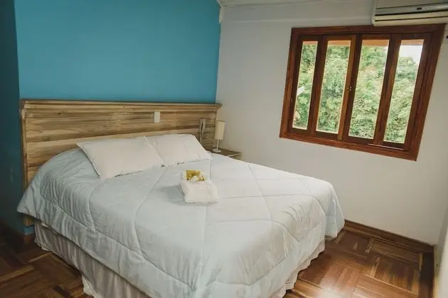 H3 Quarto amplo 2 camas de solteiro