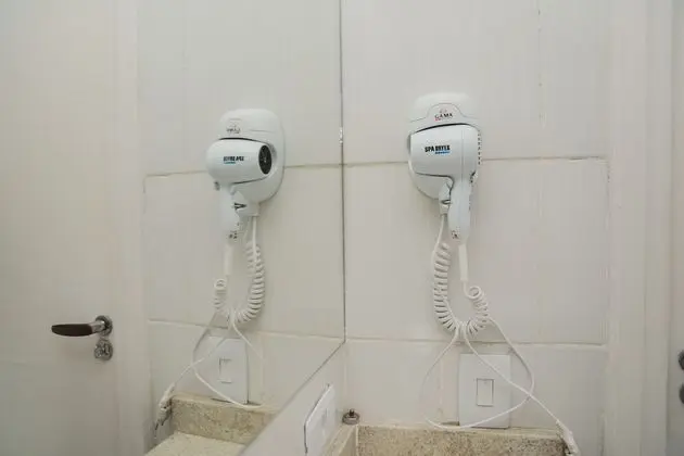 H3 Quarto amplo 2 camas de solteiro