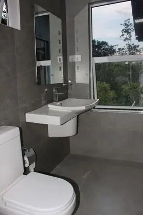 Luxury Tek Büyük Yataklı Oda, 1 Büyük (Queen) Boy Yatak, Balkon, Dağ Manzaralı