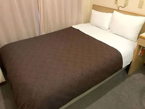 Tek Büyük Yataklı Oda, Sigara İçilmez