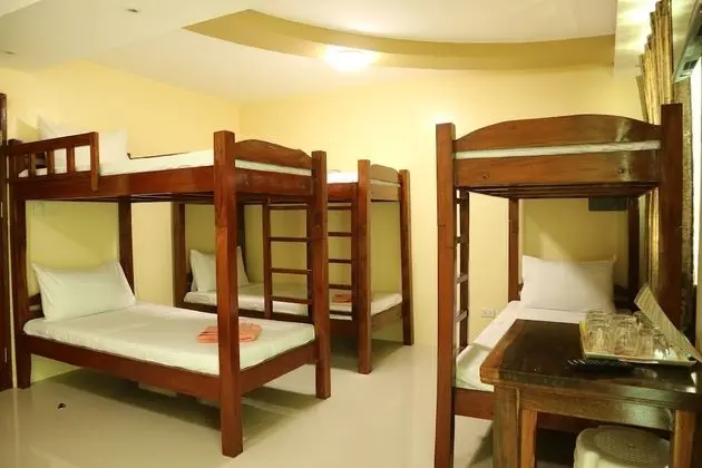 Ortak Ranzalı Oda (8 Bed)