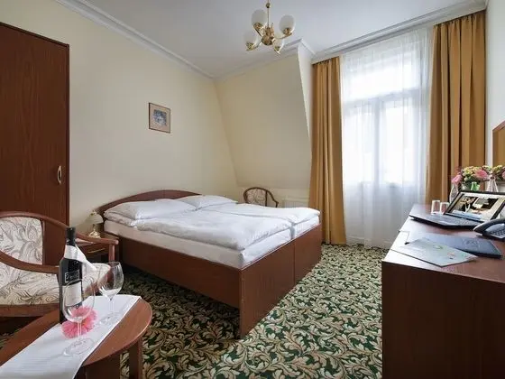 Standard Tek Büyük Yataklı Oda, Nehir Manzaralı