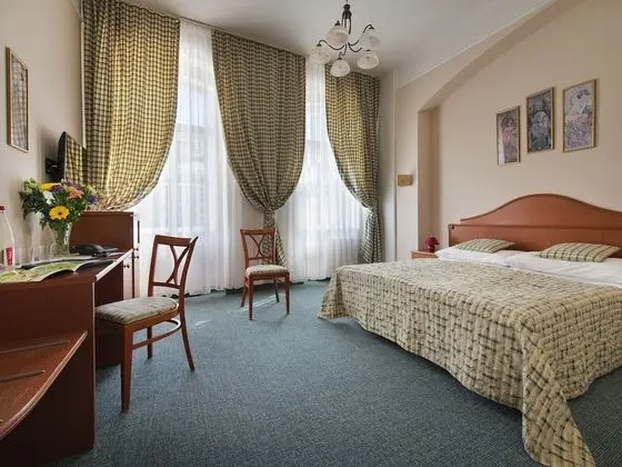 Tek Büyük Yataklı Oda
