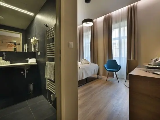 Tek Büyük Yataklı Oda