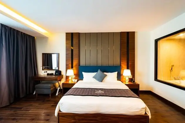 Deluxe Tek Büyük Yataklı Oda, Şehir Manzaralı
