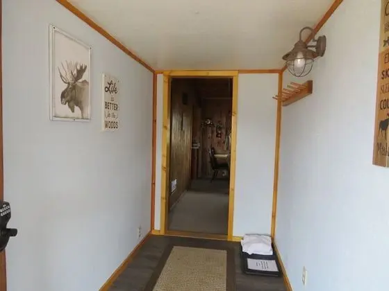 Cabin 10