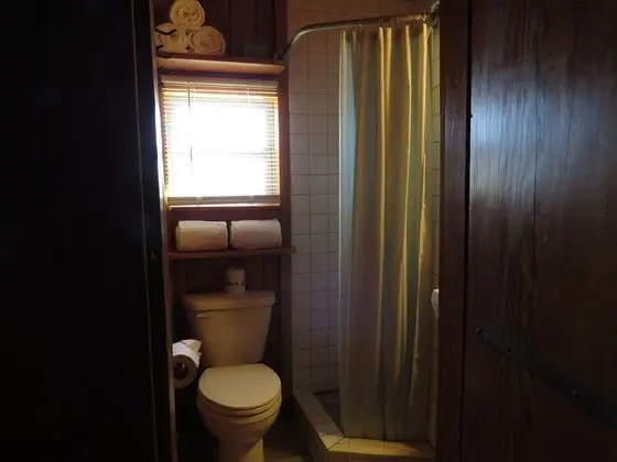 Cabin 10