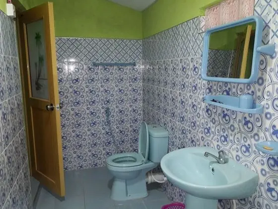Deluxe Tek Büyük Yataklı Oda, 1 Yatak Odası, Bahçe Manzaralı, Bahçeli