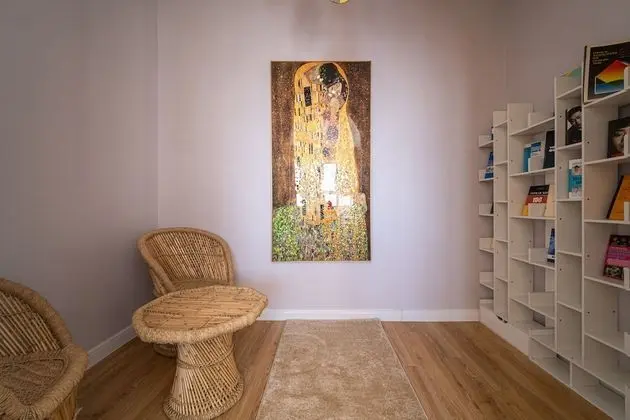 Business Tek Büyük Yataklı Oda